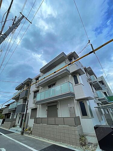 大阪府大阪市東住吉区北田辺１丁目 3階建