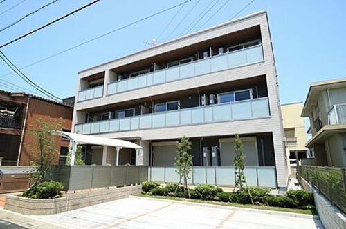 インカローズ 3階建