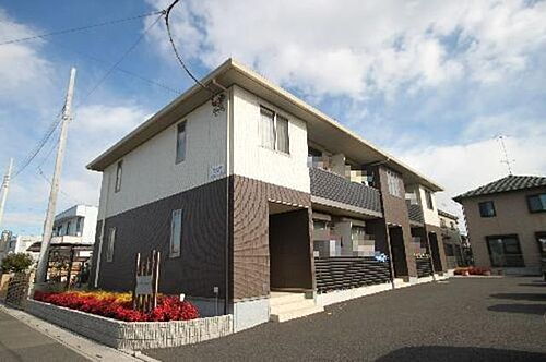 シャルパン 2階建