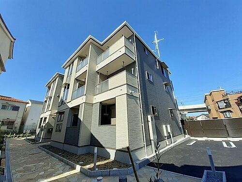 大阪府堺市中区新家町 3階建