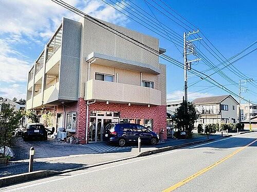 神奈川県藤沢市遠藤 3階建 築20年10ヶ月