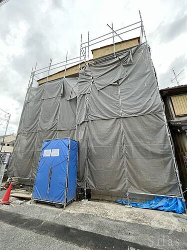大阪府大阪市生野区巽東４丁目 3階建