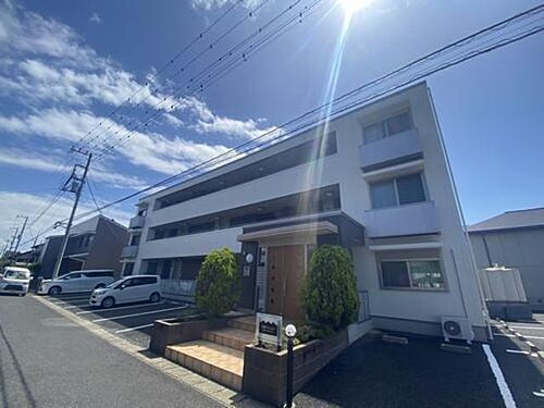 敬愛マンション 3階建
