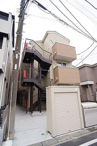 千葉県市川市妙典１丁目 3階建 築3年9ヶ月