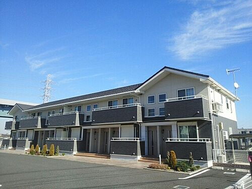 神奈川県伊勢原市下糟屋 2階建