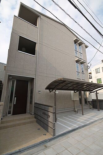 大阪府大阪市住吉区山之内３丁目 3階建 築9年11ヶ月