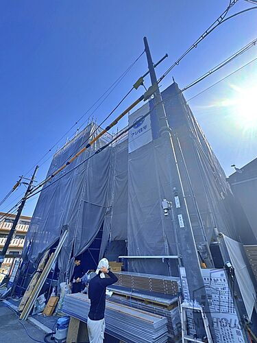 大阪府堺市北区新金岡町５丁 3階建