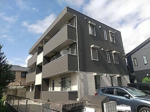 東京都青梅市河辺町７丁目 3階建