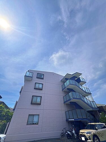 大阪府岸和田市南上町２丁目 築27年3ヶ月 4階建