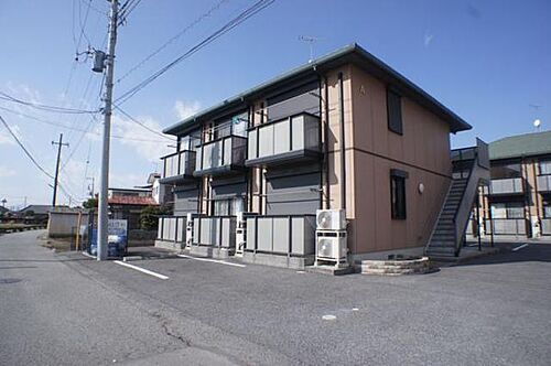 メゾン　グリシーヌＡ 2階建