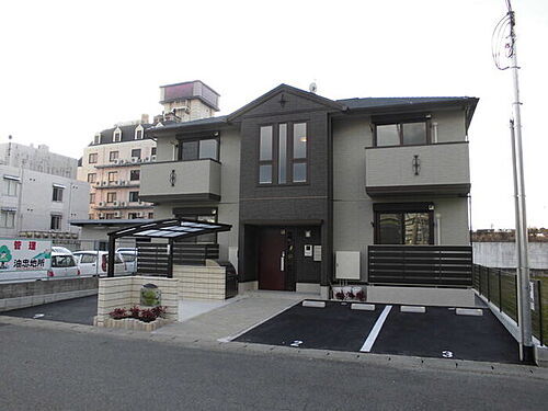 京都府京都市伏見区竹田田中殿町 2階建