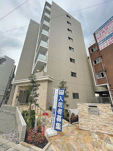 大阪府大阪市淀川区三津屋北３丁目 8階建