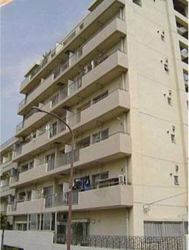 メゾン多摩 7階建