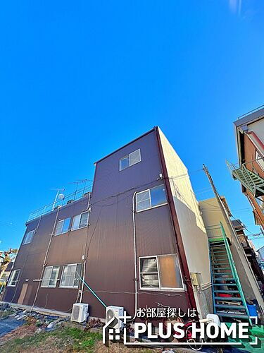 和歌山県和歌山市杉ノ馬場５丁目 3階建 築55年