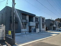 神奈川県藤沢市遠藤 2階建