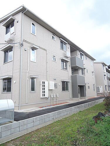 グランシャリオ（下門前）　Ｂ 地上3階地下1階建