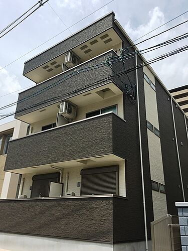 大阪府大阪市城東区中央２丁目 3階建