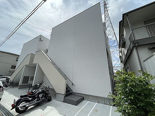 大阪府大阪市西淀川区中島１丁目 2階建 築8年9ヶ月