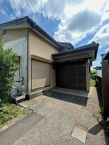 谷中町２丁目貸家