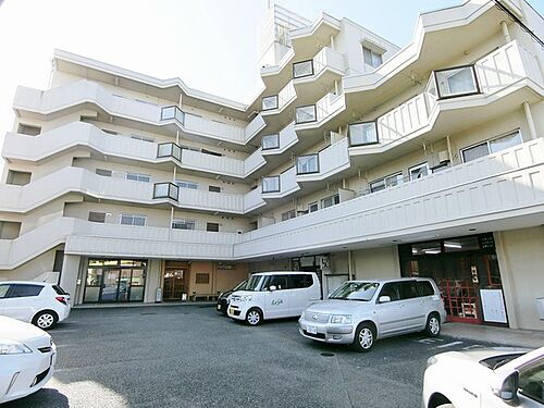 静岡県富士市瓜島町 5階建