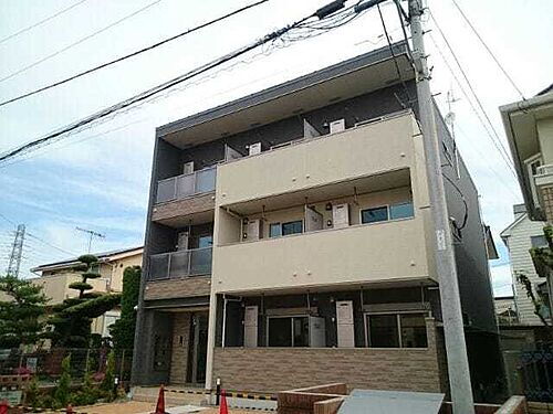神奈川県厚木市愛甲４丁目 3階建 築7年2ヶ月