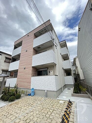 大阪府堺市西区鳳中町９丁 3階建 築2年1ヶ月