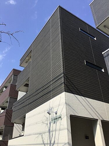 大阪府吹田市朝日が丘町 3階建 築3年4ヶ月