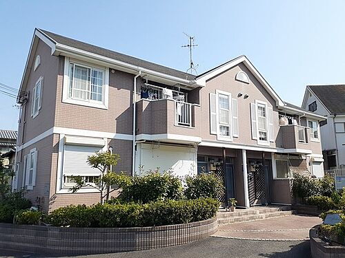 大阪府岸和田市小松里町 2階建