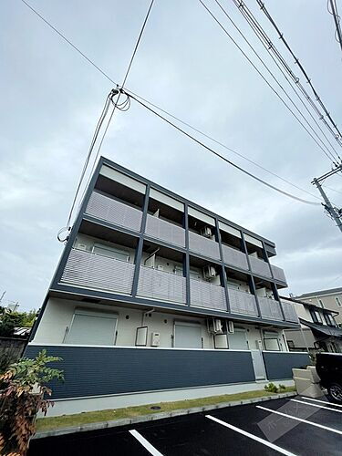 大阪府堺市西区浜寺諏訪森町西３丁 3階建 築2年2ヶ月