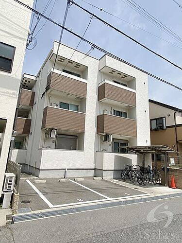 兵庫県神戸市兵庫区小河通３丁目 3階建 築7年8ヶ月