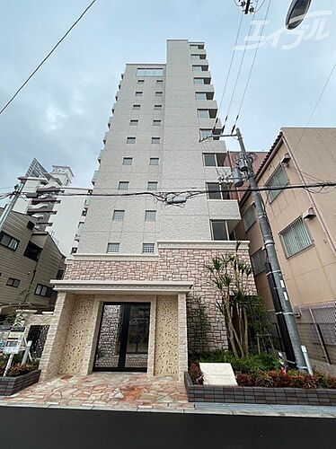 大阪府大阪市北区本庄東３丁目 11階建