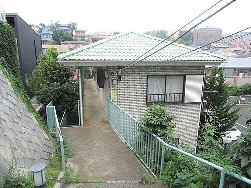 東京都町田市玉川学園２丁目 2階建 築36年9ヶ月