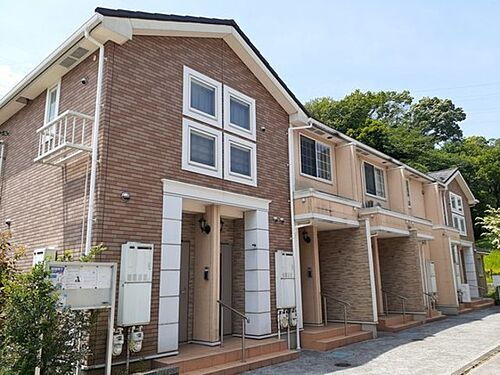 東京都多摩市豊ヶ丘２丁目 2階建