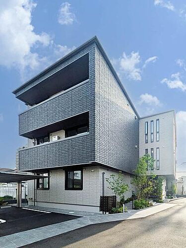 シャーメゾンＭＯＴＯＹＡＭＡ 3階建