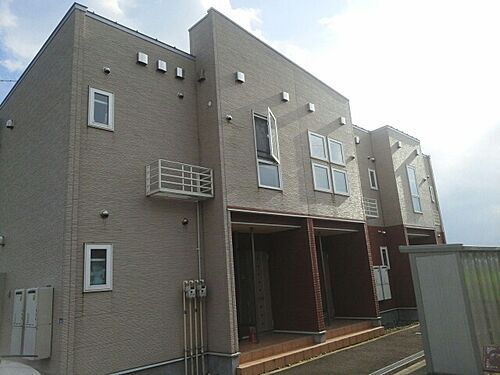 新潟県三条市曲渕３丁目 賃貸アパート