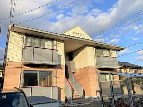 シャロン　ＩＩ棟 2階建