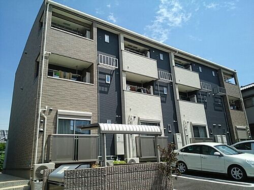 大阪府大東市寺川５丁目 3階建