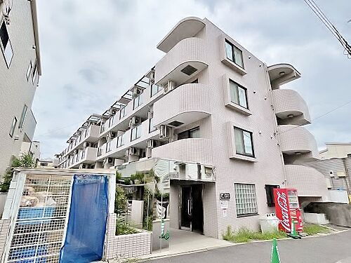 神奈川県川崎市高津区向ケ丘 4階建