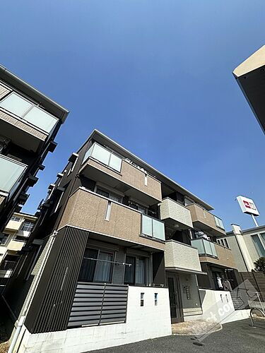 ファミールタカゼン　Ｅ棟