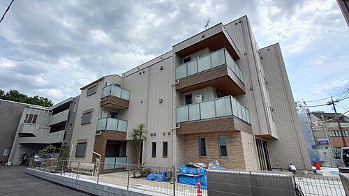 東京都多摩市関戸４丁目 賃貸マンション