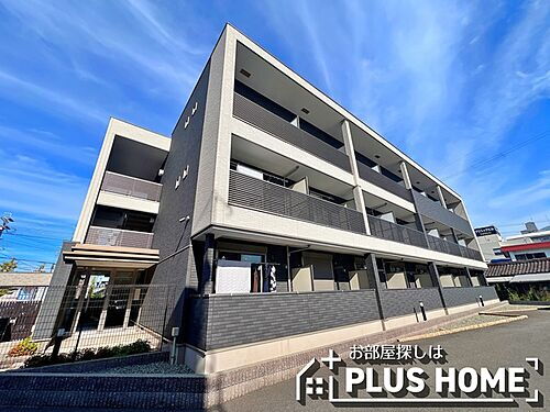 和歌山県和歌山市北中島１丁目 3階建 築9年6ヶ月