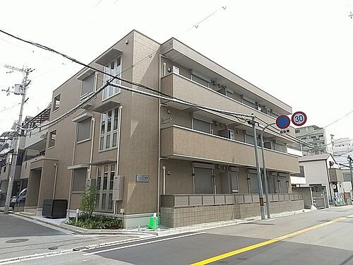 大阪府大阪市東成区東中本３丁目 3階建 築2年11ヶ月