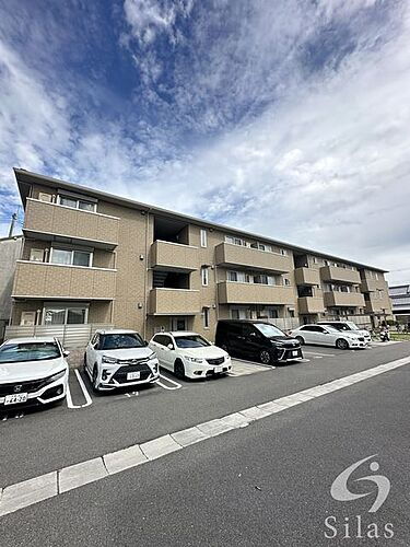 大阪府摂津市鳥飼下２丁目 3階建 築7年3ヶ月