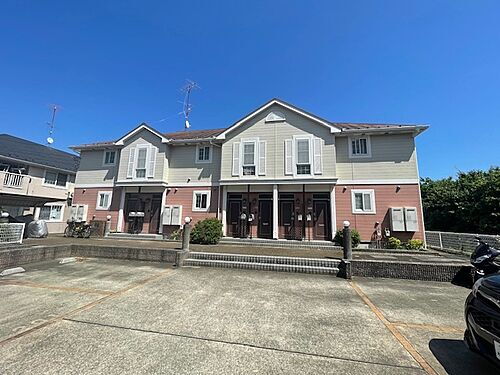 東京都町田市根岸２丁目 2階建