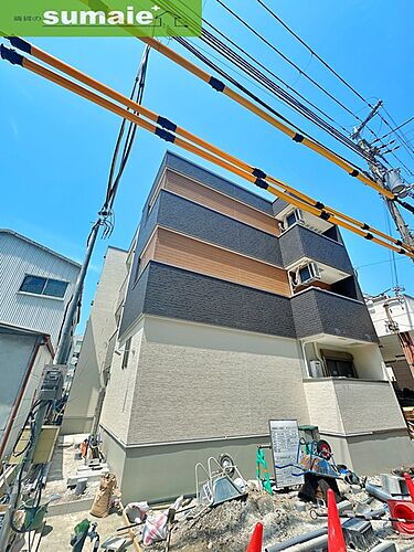 和歌山県和歌山市美園町２丁目 3階建