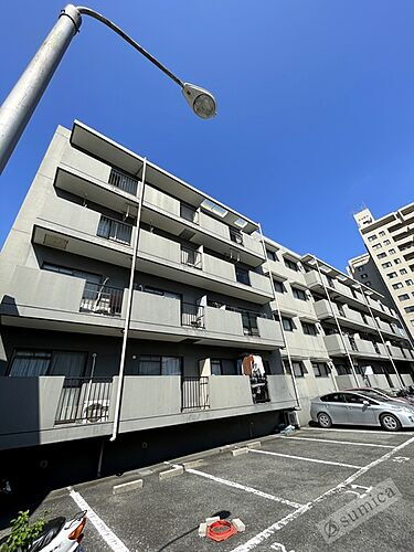ファミールＫ 4階建