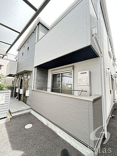 兵庫県宝塚市鹿塩２丁目 2階建