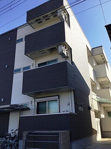 兵庫県尼崎市西立花町１丁目 3階建 築9年11ヶ月