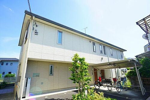 フューシャル 2階建