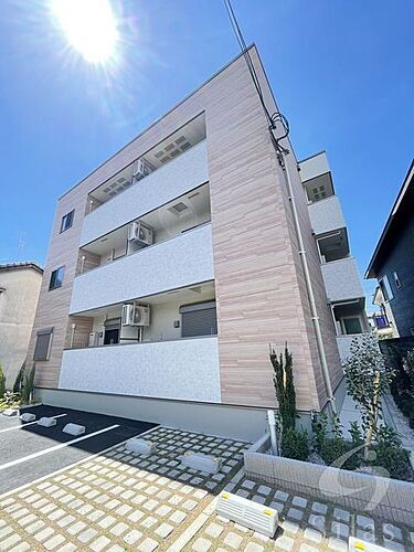 大阪府堺市堺区錦綾町２丁 3階建 築1年9ヶ月